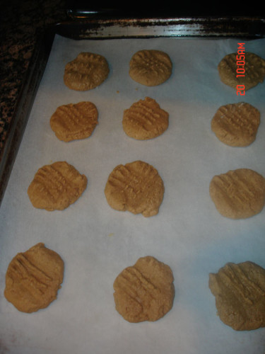 Peanut-Butter-Cookies-all-done